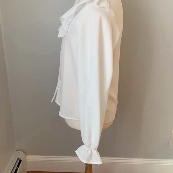 Button down blouse - Picture 4 of 8